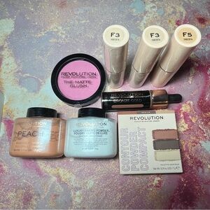 Makeup Revolution Blush and Powder Set with Peach, Blue, and Gold